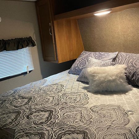 Whispering Oak Mansion Apartman Bear Kültér fotó